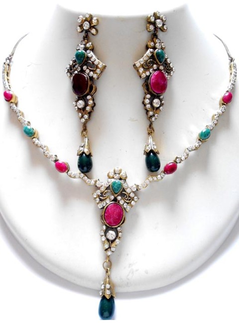 Victorian Jewelry Set